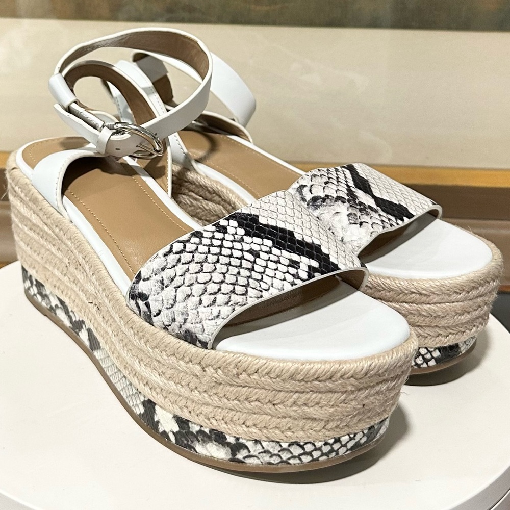 🌸MARC FISHER🌸 Gigli Platform Gray Multi Leather Sandal Size: 7M - Picture 5 of 8